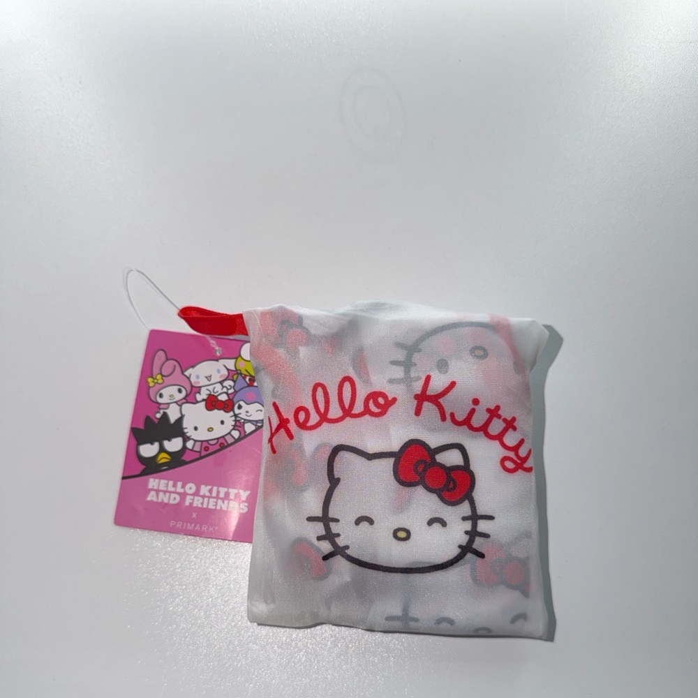 Hello Kitty Bundle - Picture 7 of 15